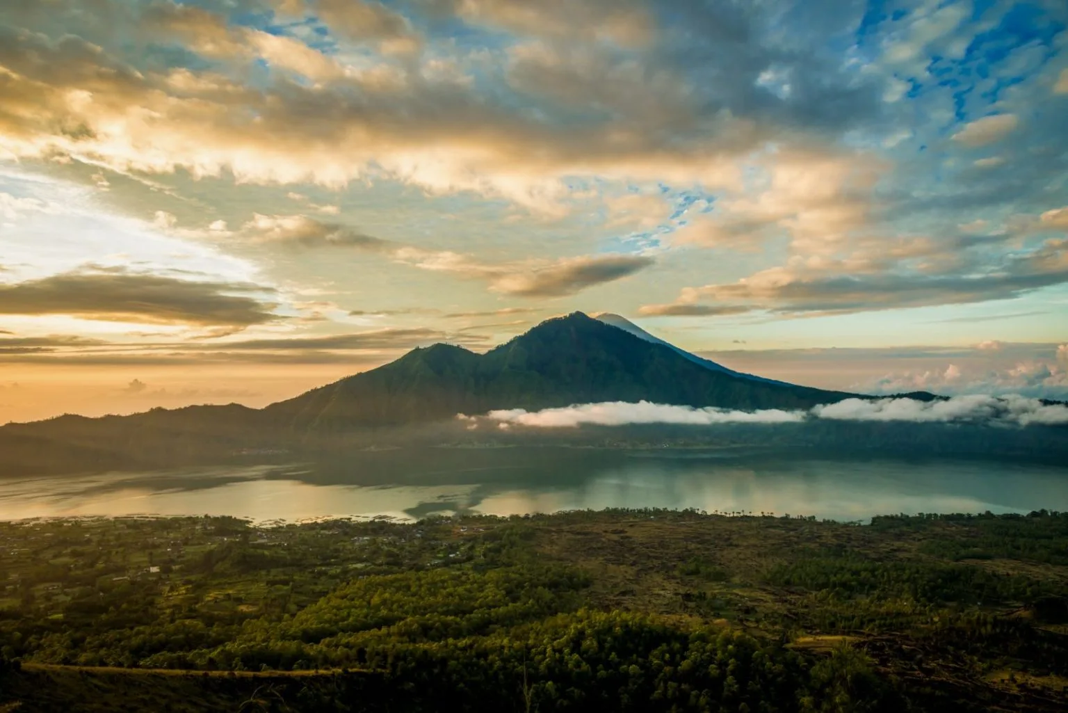Bali coastline landscape - comparing Bali property investment to Phuket