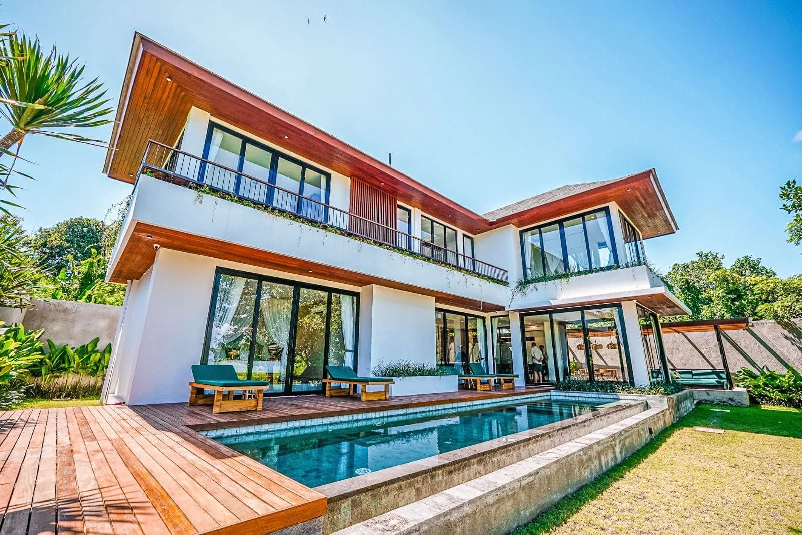 Villa Archiles - Modern Balinese villa by Balitecture