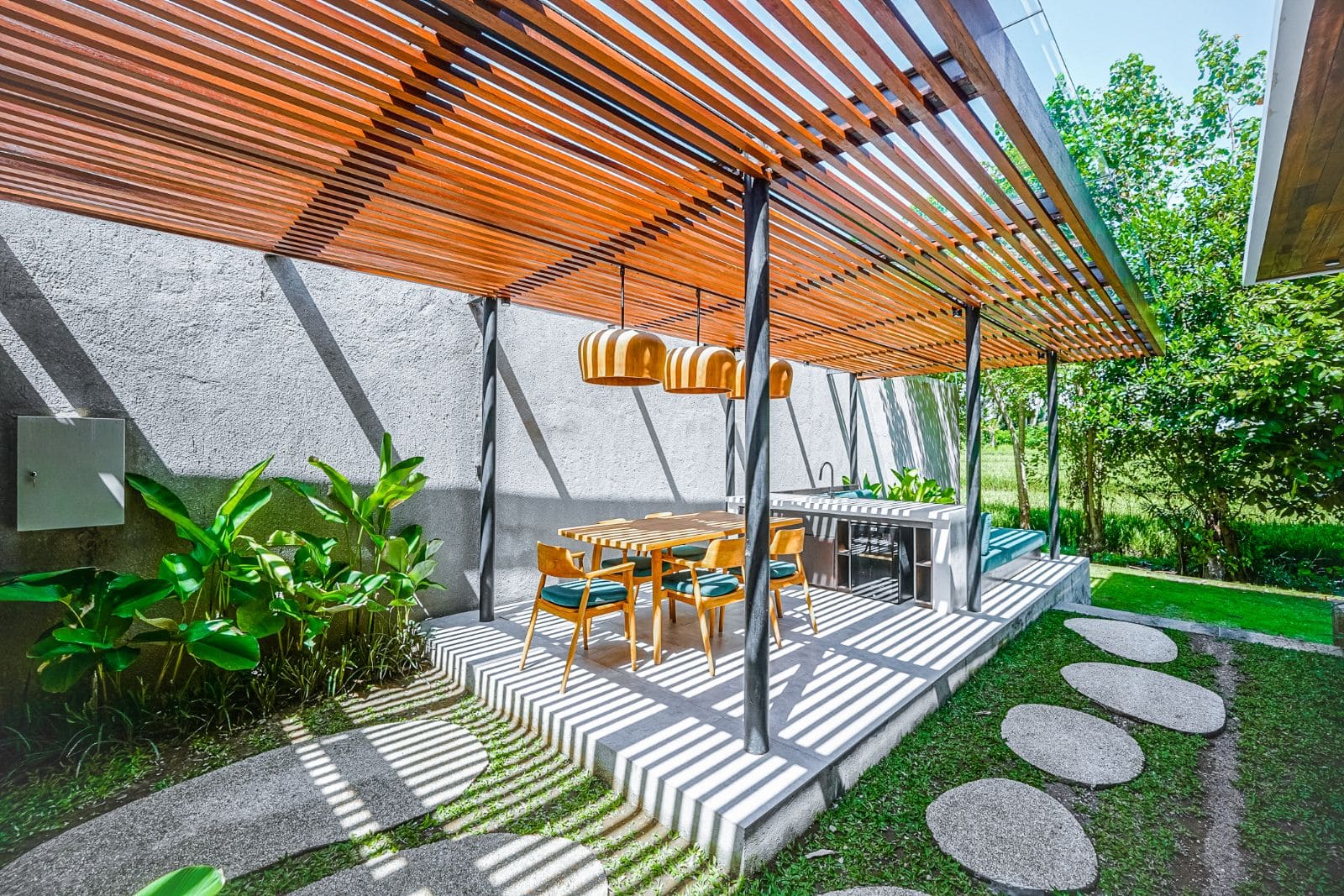 Bali Architects and Builders